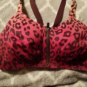 VS Sport Bra NWOT